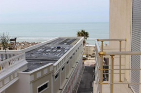 Seaspray Residence 718